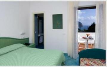 Ideal Hotel